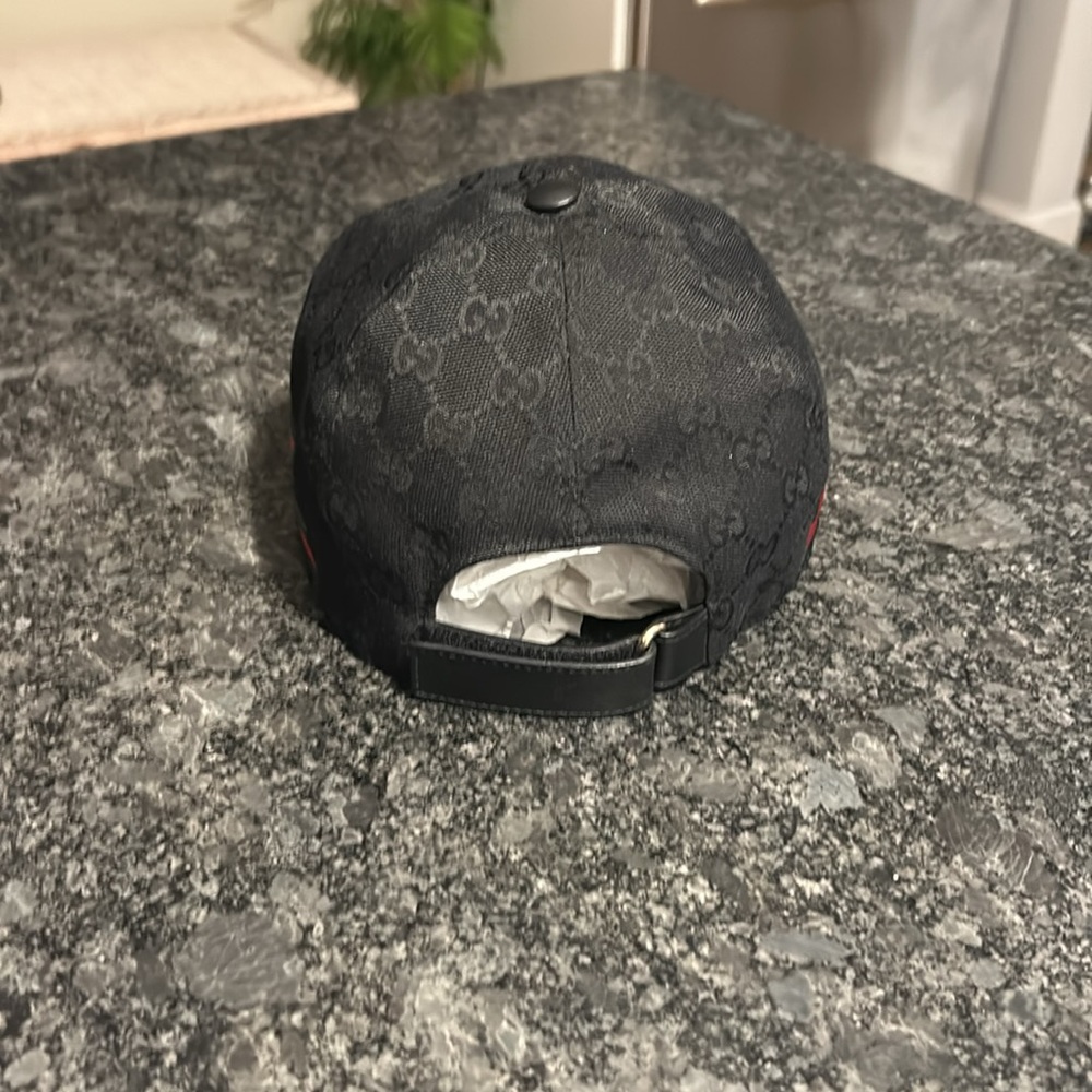 🦁 Gucci Signature GG Monogram Baseball Hat - Picture 14 of 16